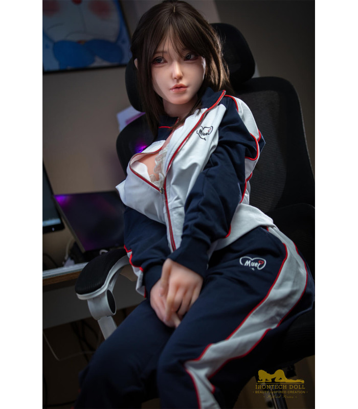 Irontech Hybrid Sex Doll Yu mit Silikon Kopf und TPE Körper 154 cm