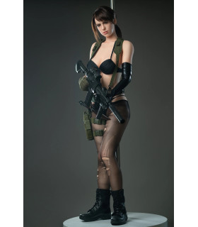 Game Lady Quiet's Outfit