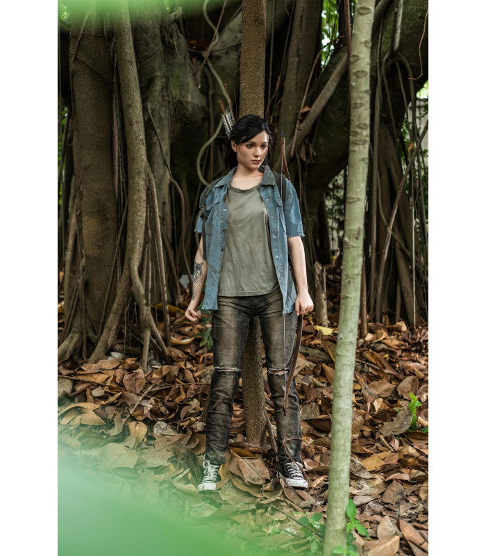 Game Lady Ellie’s outfit